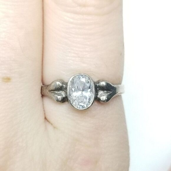 Vintage Sterling Silver Oval Clear Rhinestone Solitaire Ring Size 6 Band, Estate - Picture 2 of 9